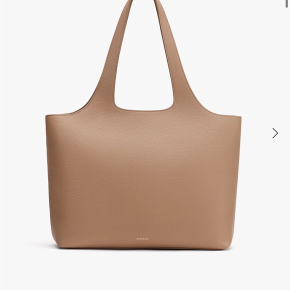 Cuyana Handbags - Cuyana Cappuccino Classic Brown Tote 16’